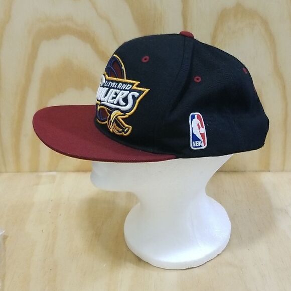 Cleveland Cavaliers Kyrie Irving Mitchell & Ness Snap Back Hat NBA Basketball - Picture 2 of 7